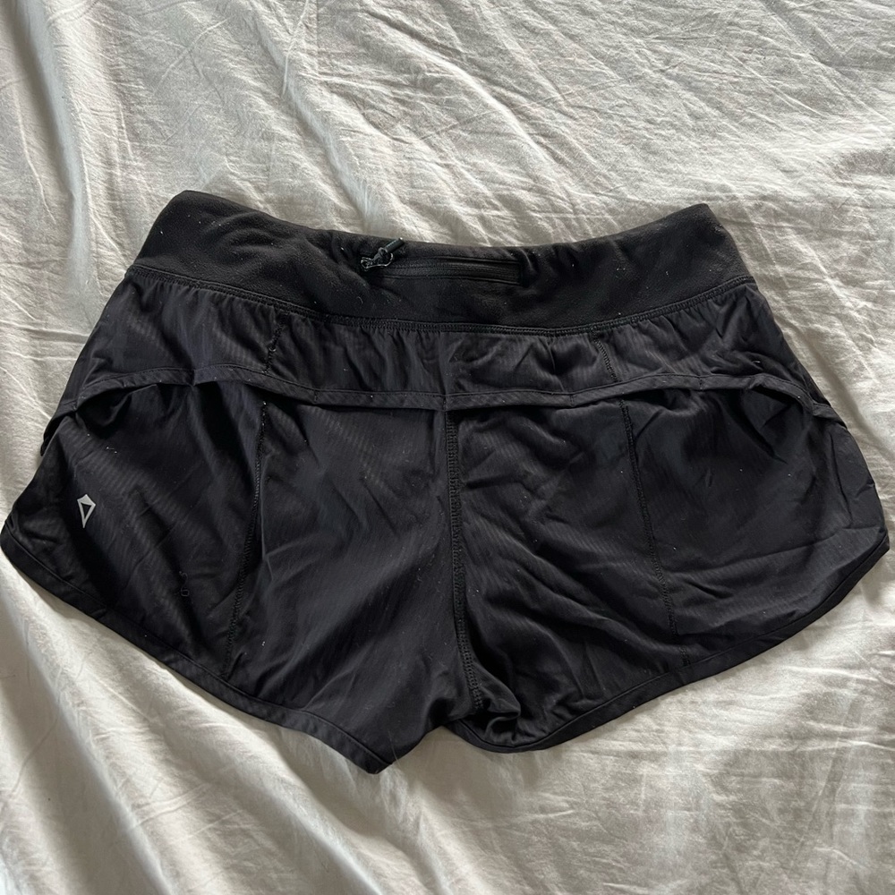 Lululemon short like new.